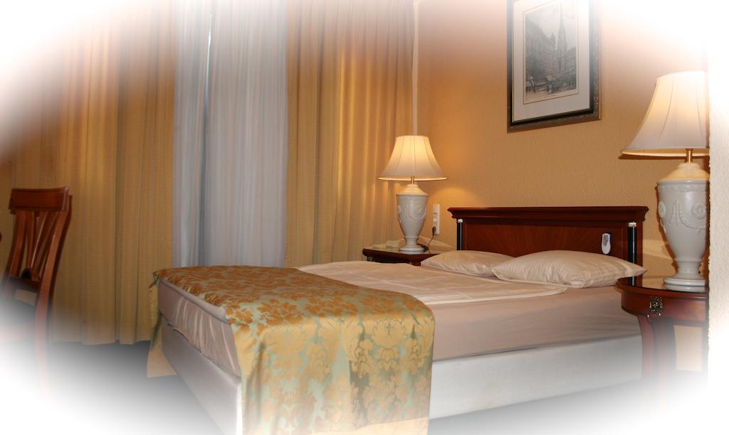 Hotel Am See Eschenbach in der Oberpfalz 客房 照片